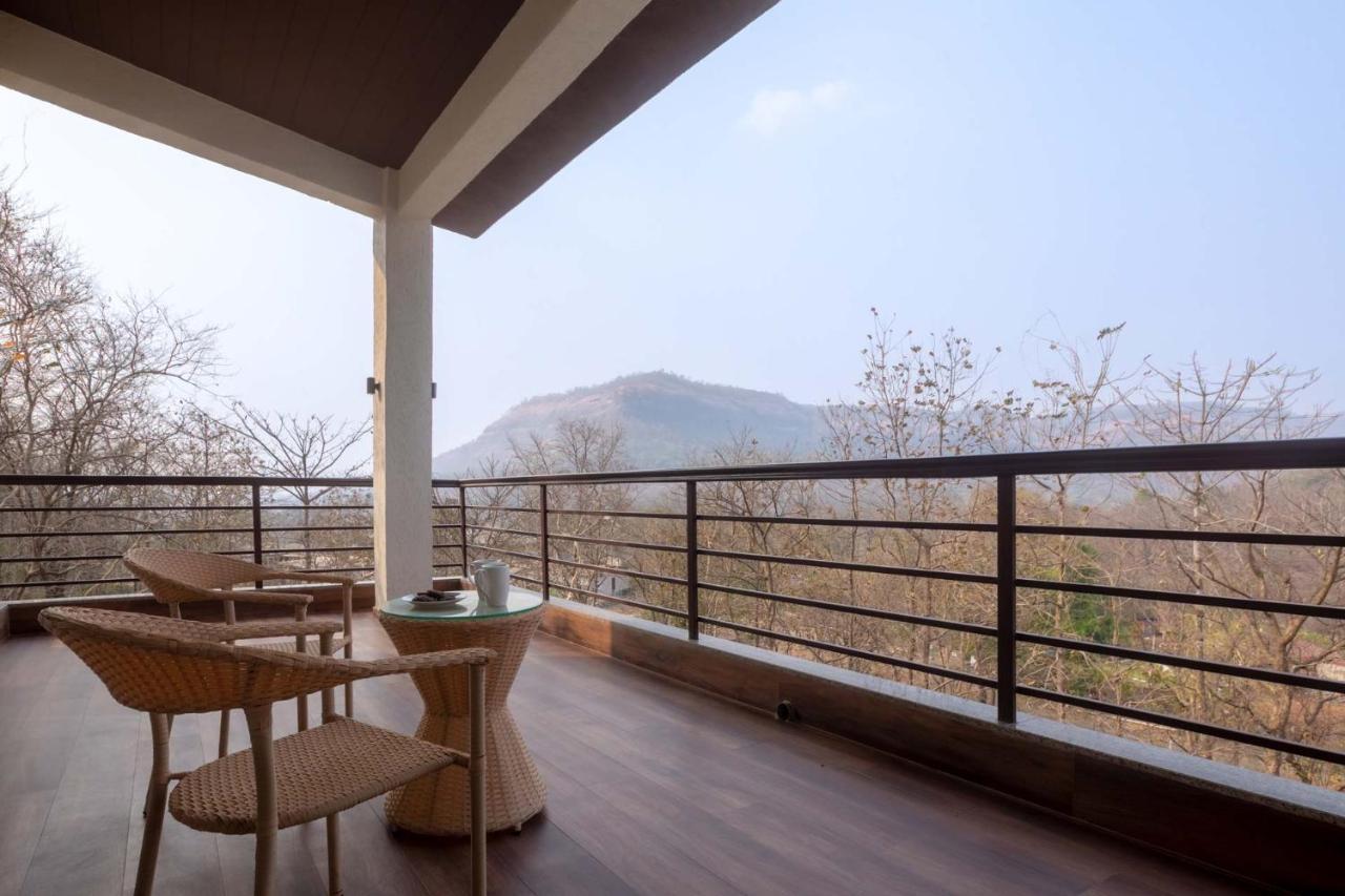 Eden Glade - Khopoli - Mountain-View Villa With Private Pool, Spacious Decks & Indoor Activities Экстерьер фото